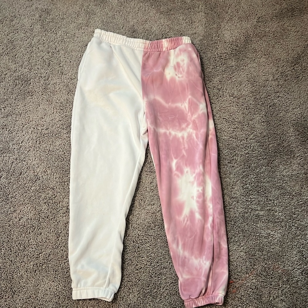 Women’s sweatpants